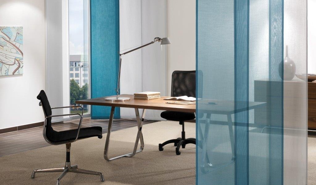 Manually operated contemporary panel room dividers
